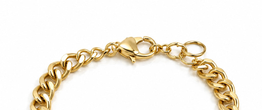 Clasp shown up close