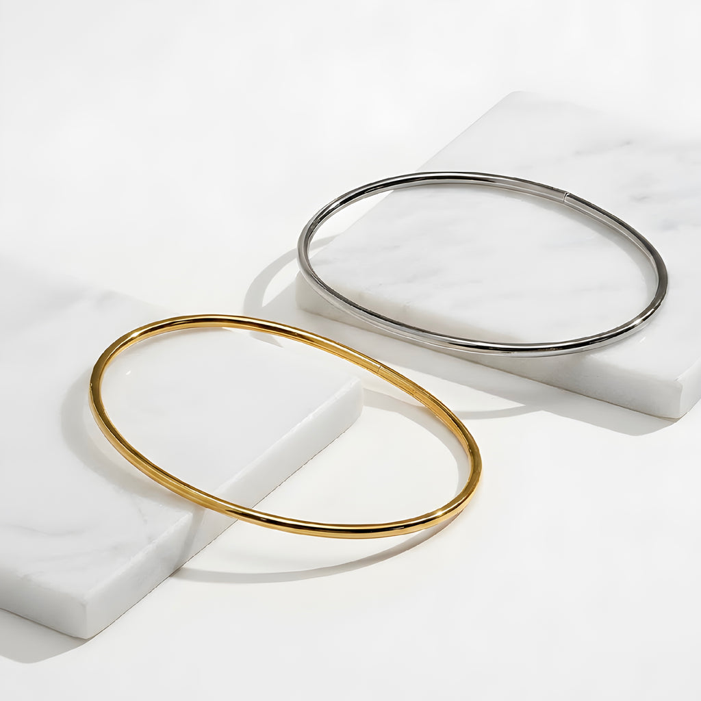 Lightweight gold & platinum plated oval anklets